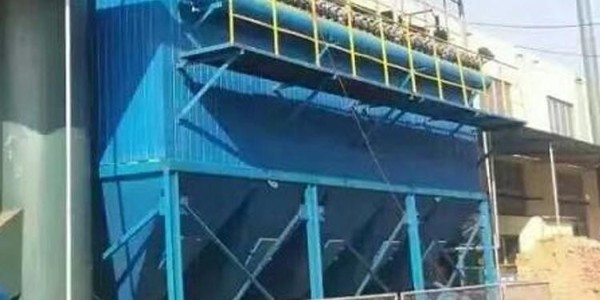 廠家絕對不能錯過的粉塵處理設(shè)備，耀先環(huán)境的脈沖布袋除塵器！